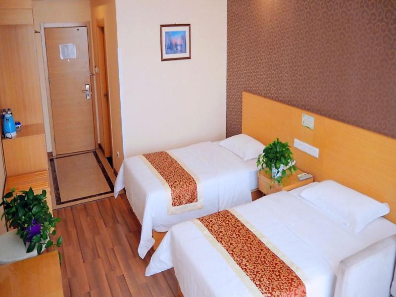 Greentree Alliance Ningxia Hui Autonomous Region Yinchuan South Bus Station Hotel Bagian luar foto
