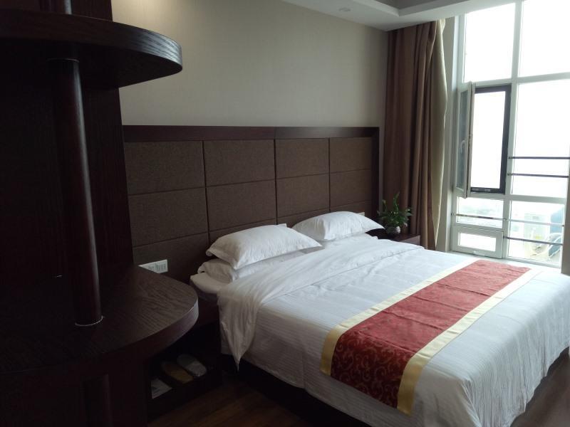 Greentree Alliance Ningxia Hui Autonomous Region Yinchuan South Bus Station Hotel Bagian luar foto