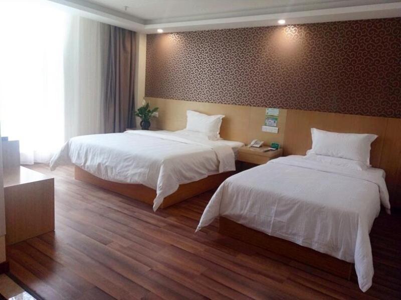 Greentree Alliance Ningxia Hui Autonomous Region Yinchuan South Bus Station Hotel Bagian luar foto